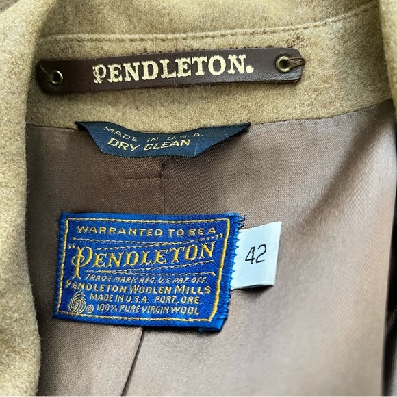 Pendleton Men 100% Wool Camel Tan Long Pea Coat Size 42 Vintage Y2K Jacket - Picture 8 of 9